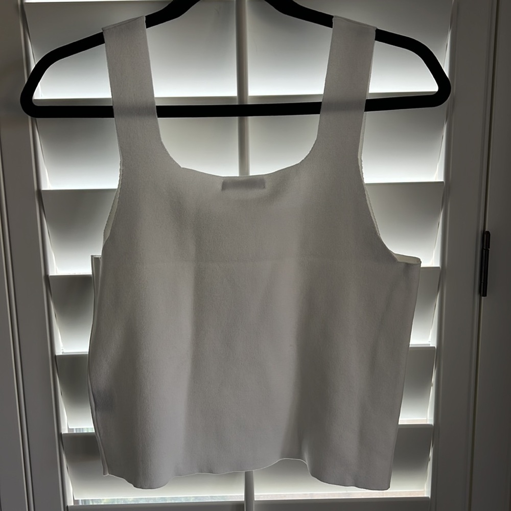 525 America white sleeveless sweater - Picture 2 of 5